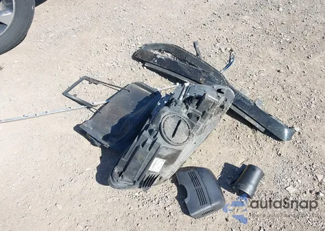 2014 Mercedes-Benz E 350 4Matic из США, поврежденный, VIN WDDHF8JB1EA823527